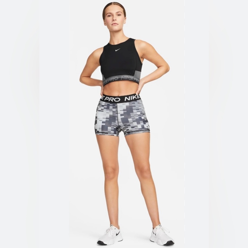 Nike Pro Dri-FIT Women's Cropped Training Tank Top DX0061-010 Black Size L NEW - Picture 5 of 6